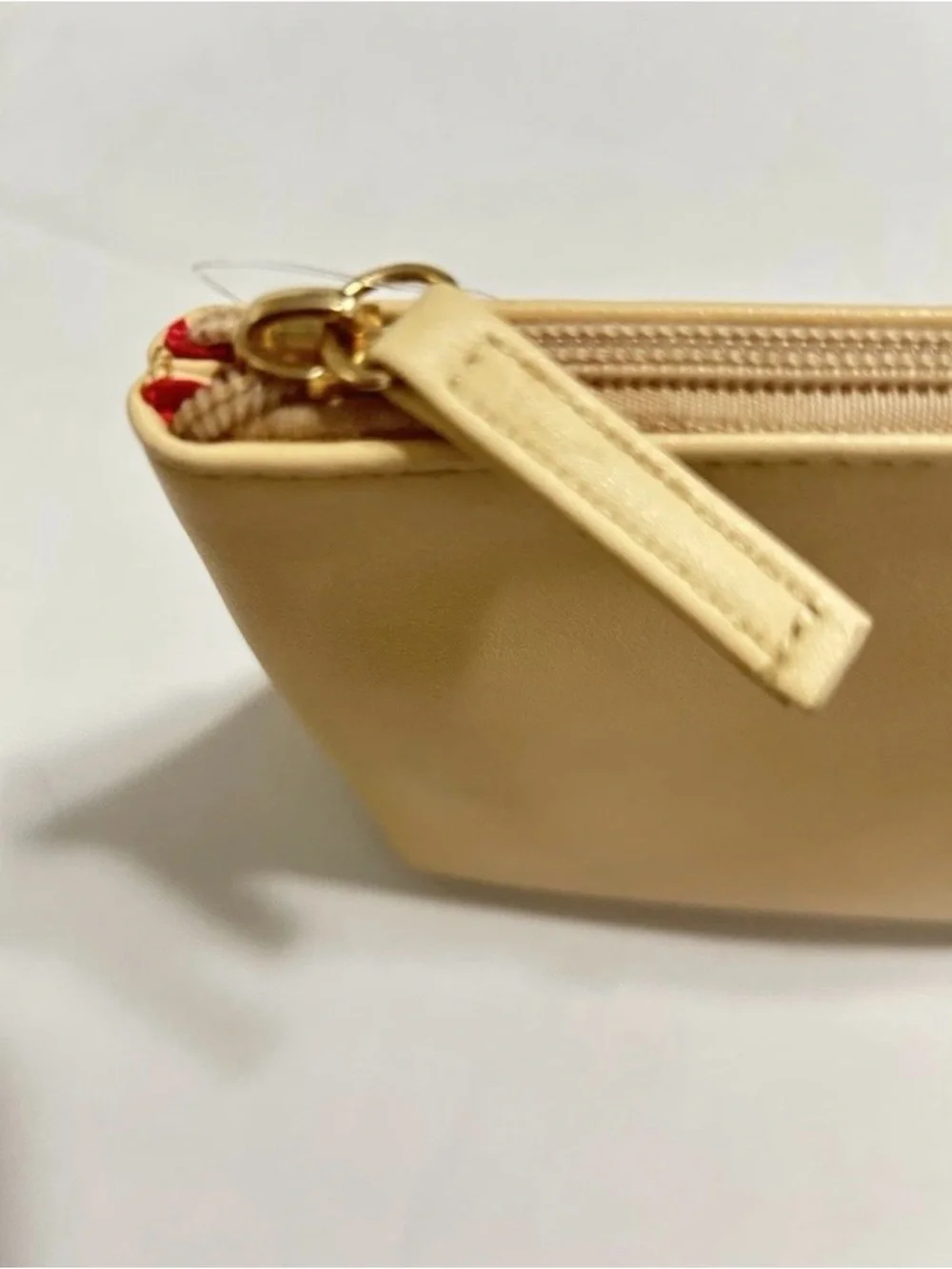 Emirates Airlines BVLGARI First Class Champagne Cream Amenity Kit w/ Toiletries